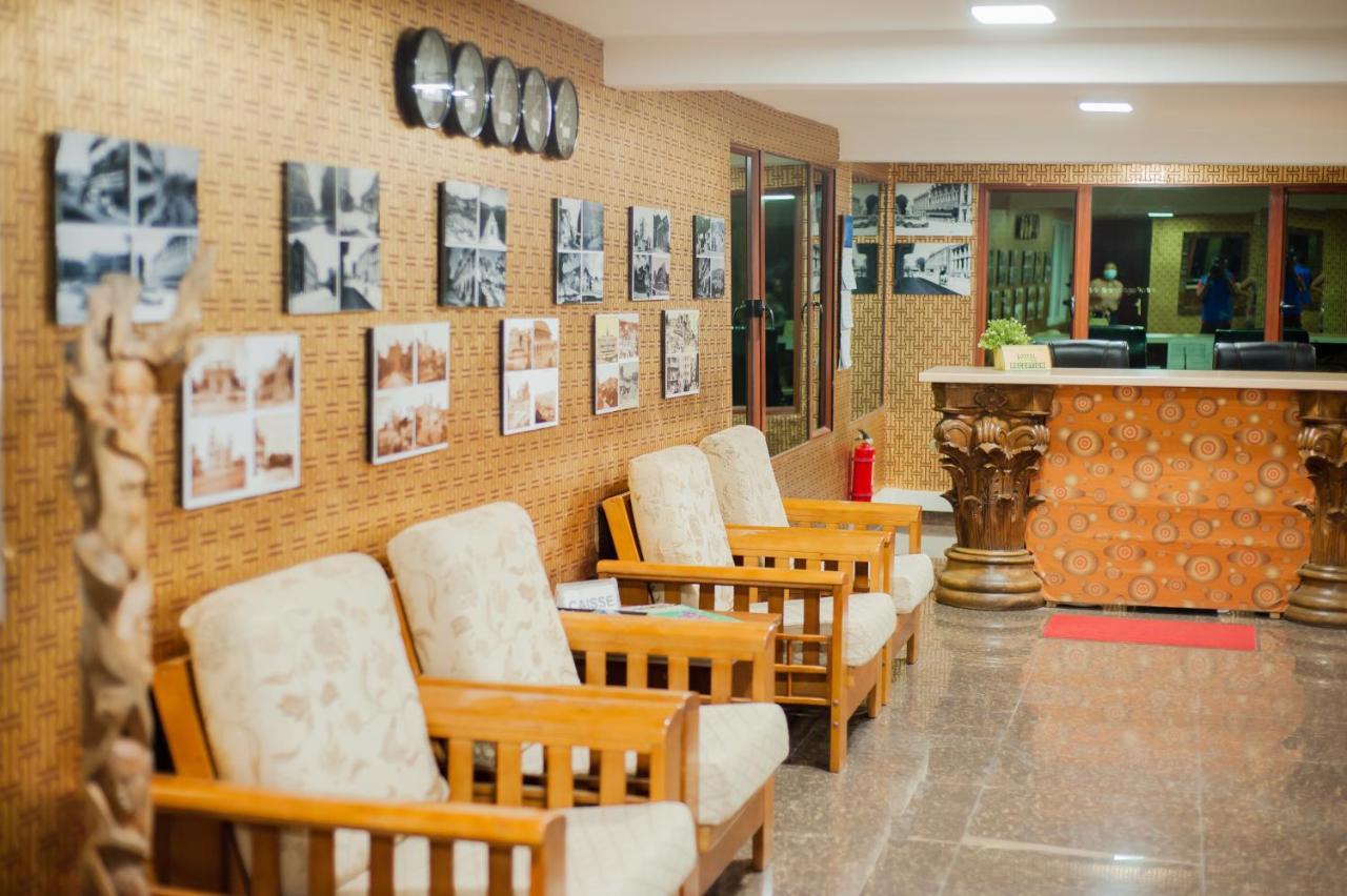 Hotel Le Pousse Pousse Antananarivo Exterior foto